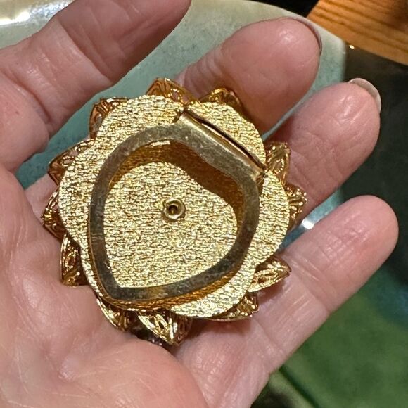 Vintage Gold Tone Liebe USA Scarf Clip - Picture 3 of 4